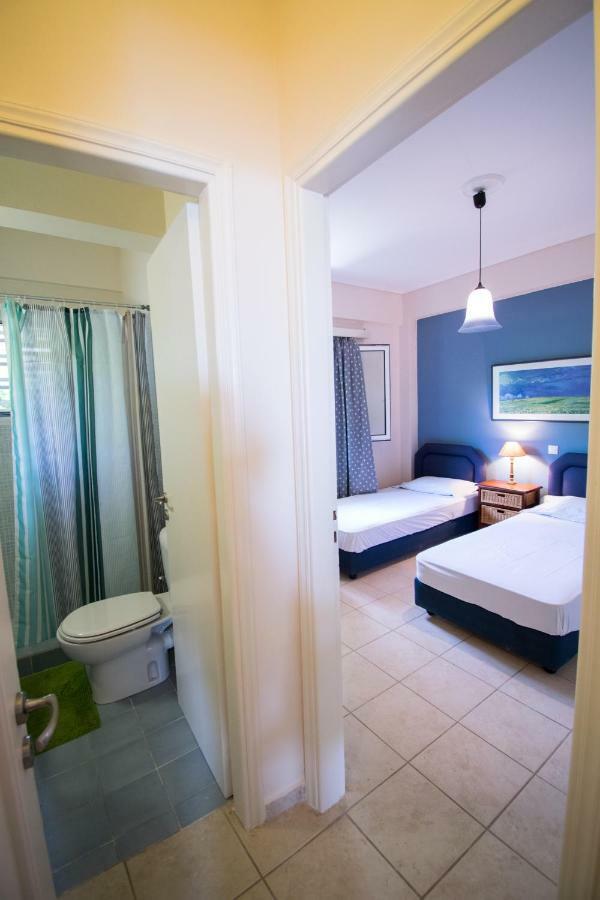 Beach House Near Athens Agia Marina  Luaran gambar