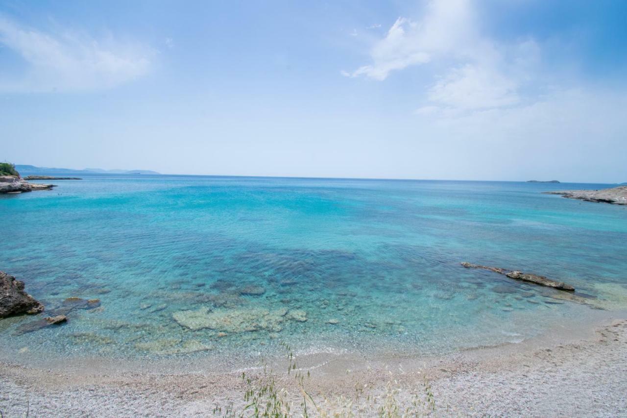 Beach House Near Athens Agia Marina  Luaran gambar